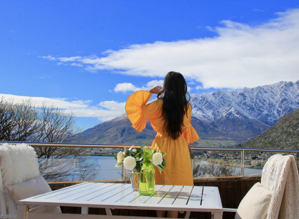 Breakfast At Tiffanys Bed and Breakfast Queenstown Exteriör bild